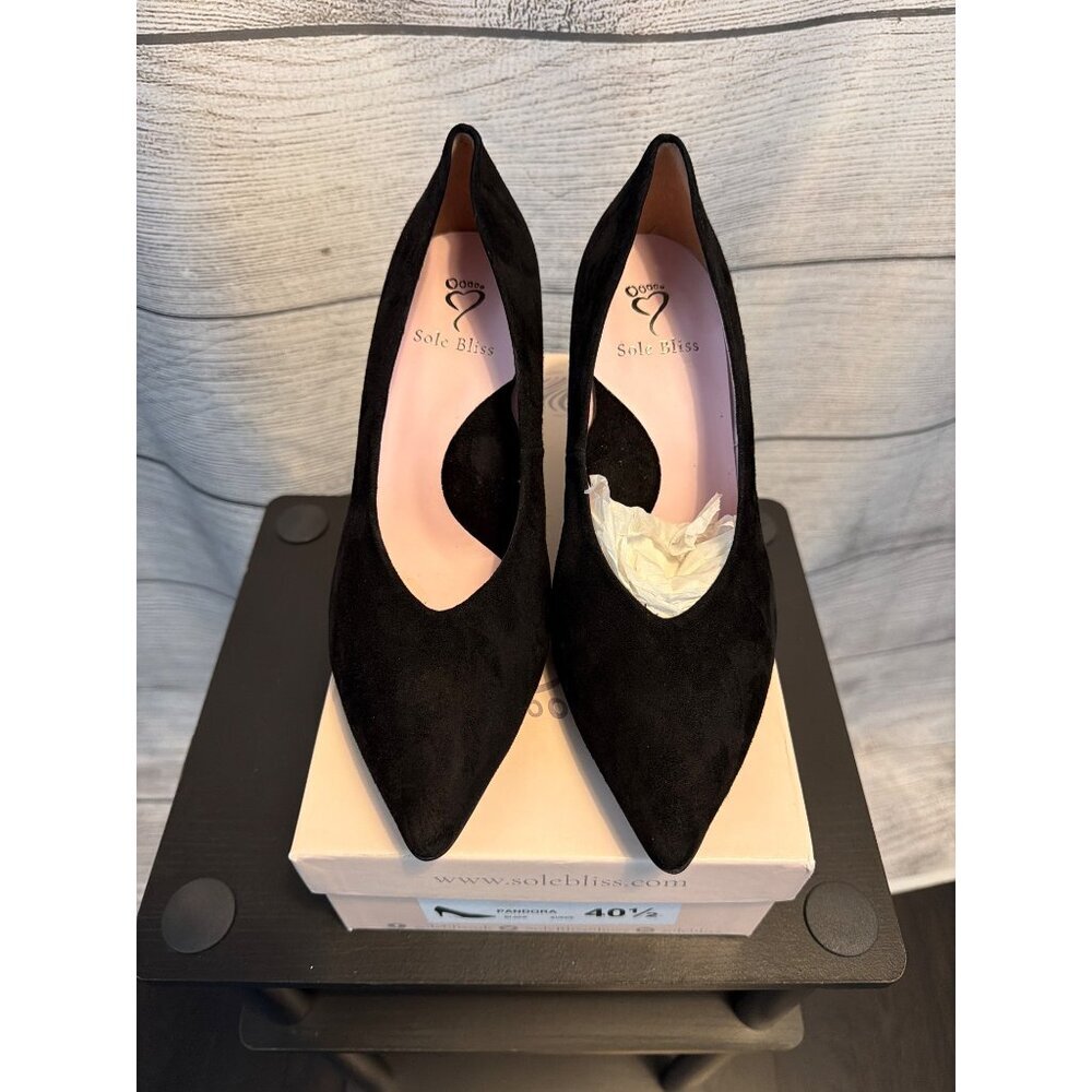 NWB Sole Bliss Pandora Black Suede Heels Size 40.5